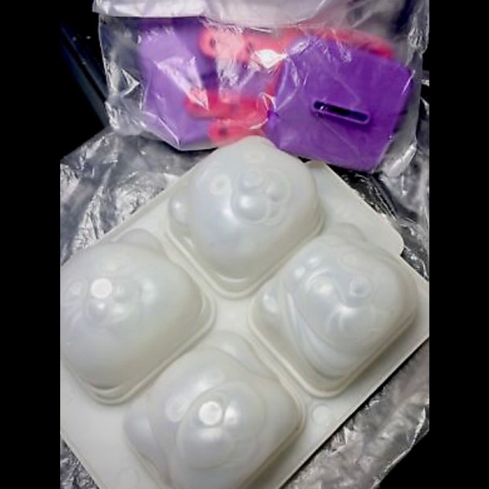 Vintage Tupperware Brrr Animals Set
